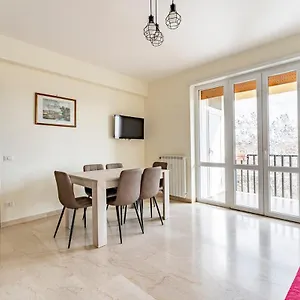 Casa Vacanze Alessio Holiday home